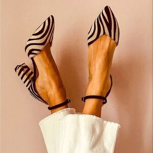 Zebra Print Pointed Toe Block Heel Sandals -